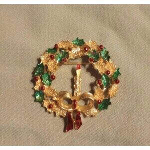 Gerrys Gold Tone Wreath Brooch | Holiday Christmas Jewelry Discontinued